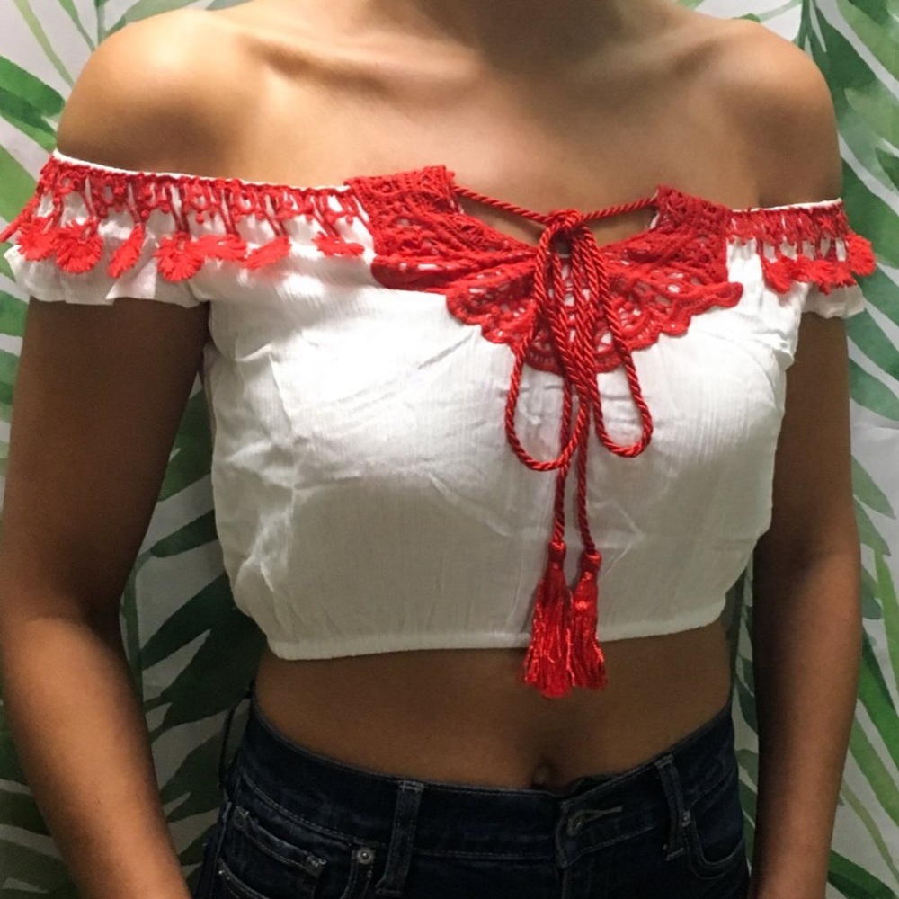 Señorita Crop Top White